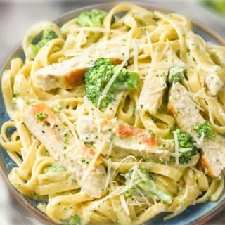 Chicken Broccoli Pasta